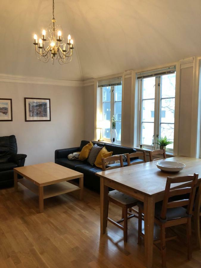 Big Central Apartment With Parking Bergen Exterior photo